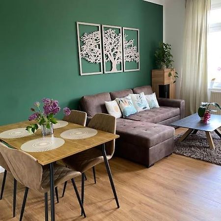 2-Zimmer Zentral In Ferdinandshof, Wlan Modern ภายนอก รูปภาพ